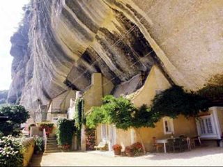 レ・ゼジー・ド・タヤク・シルイユの洞窟遺跡
